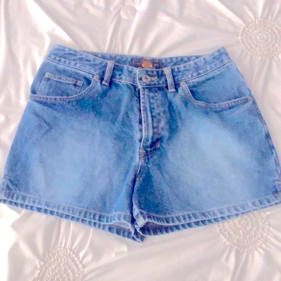 Pants - MOM 80s HIGHRISE jean  shorts